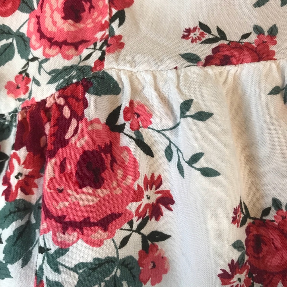 GORGEOUS RED ROSE DRESS - Picture 3 of 6